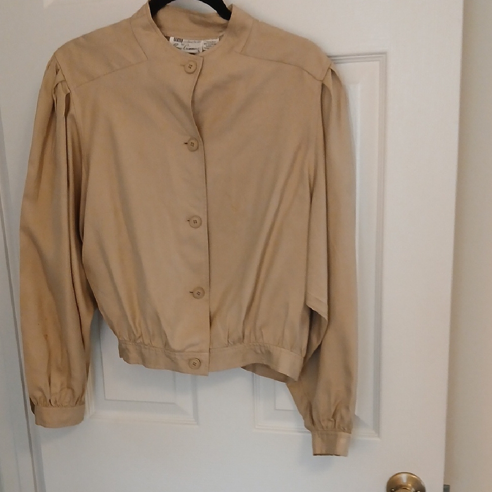 Women's Tan Jacket